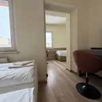 Turmfalke 24h Self Check In 2*