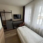 Turm 24h Self Check In By H&h Hotel