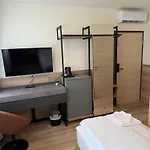 Turmfalke 24h Self Check In 2*