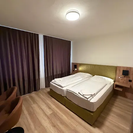 Turm 24h Self Check In By H&h Hotel