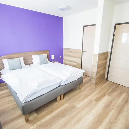 Turm 24h Self Check In By H&h ホテル 2*