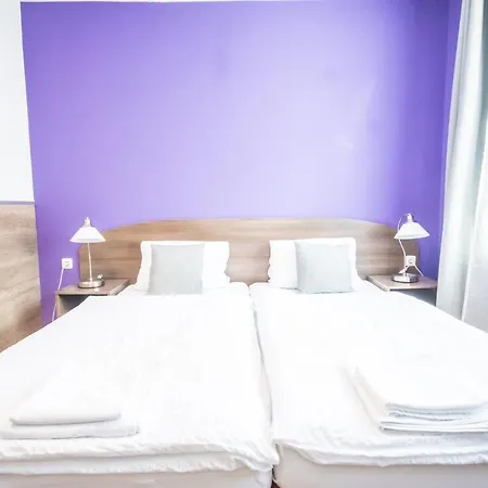 Turm 24h Self Check In By H&h فندق لينتز