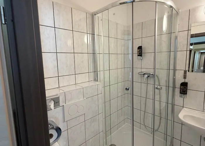 Turm 24h Self Check In By H&h Linz