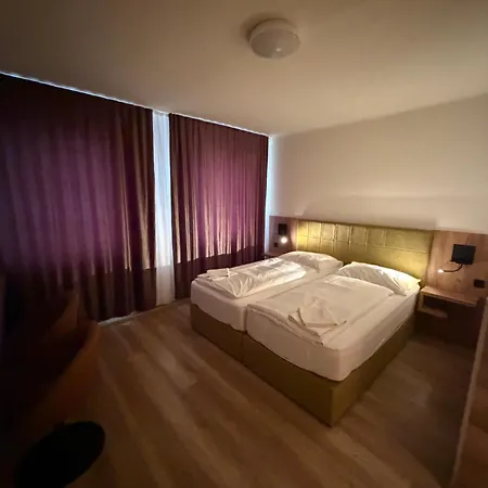 Hotel Turm 24h Self Check In By H&h