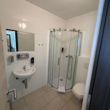 Turm 24h Self Check In By H&h Hotel Linz